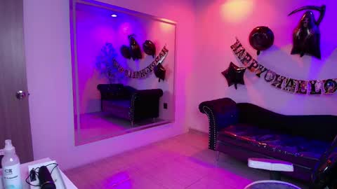 Res Moon online show from 10/27/25, 11:14