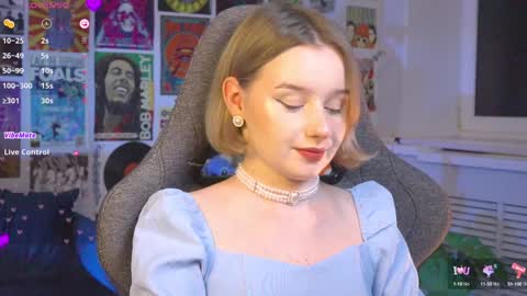 QUEEN OF EVIL online show from 01/28/25, 08:26