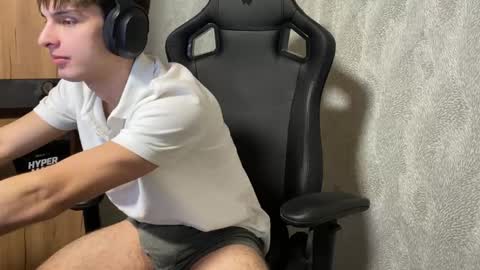 redbullshine online show from 10/08/25, 06:38