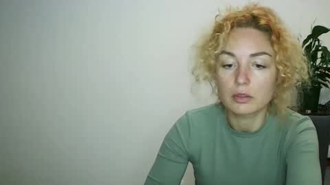 reddgirll online show from 02/04/25, 05:55
