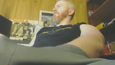 Snapshot of redhead4fun chatting on 02/23/25, 04:35 theredhead4fun online show from 02/23/25, 04:35