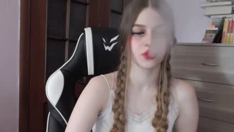 Lily online show from 11/19/25, 02:11