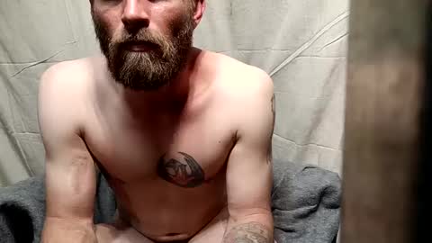 Snapshot of redheadlover828 chatting on 01/30/25, 08:01 Kevin online show from 01/30/25, 08:01