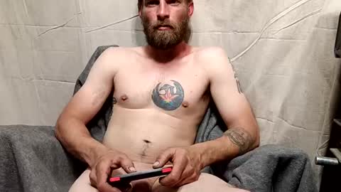 Snapshot of redheadlover828 chatting on 01/31/25, 10:20 Kevin online show from 01/31/25, 10:20