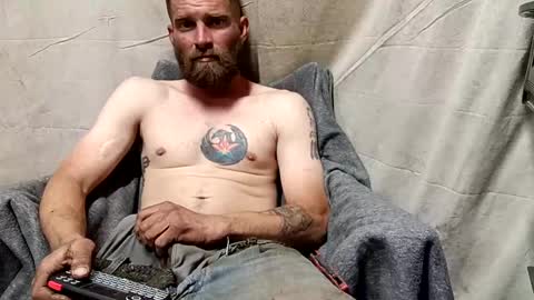 Snapshot of redheadlover828 chatting on 02/15/25, 02:37 Kevin online show from 02/15/25, 02:37