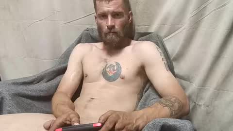 Snapshot of redheadlover828 chatting on 02/15/25, 07:50 Kevin online show from 02/15/25, 07:50