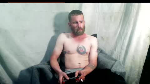 Snapshot of redheadlover828 chatting on 02/19/25, 11:17 Kevin online show from 02/19/25, 11:17