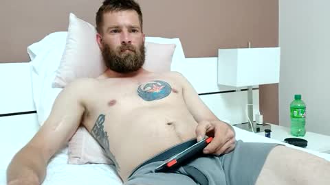 Snapshot of redheadlover828 chatting on 03/11/25, 06:10 Kevin online show from 03/11/25, 06:10