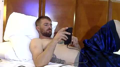 Snapshot of redheadlover828 chatting on 10/28/25, 09:13 Kevin online show from 10/28/25, 09:13