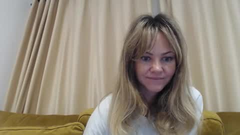 Snapshot of redjessica chatting on 10/03/25, 05:04 RedJessica online show from 10/03/25, 05:04