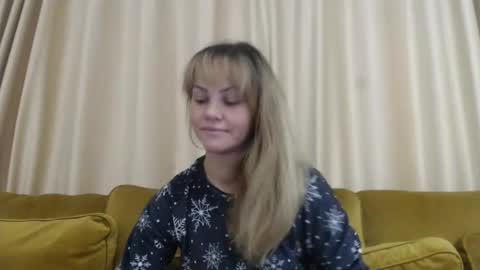 RedJessica online show from 11/06/25, 05:52