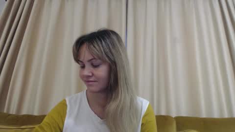 RedJessica online show from 11/09/25, 05:06