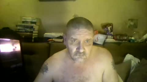 Snapshot of redmud3 chatting on 02/07/25, 01:22 redmud3 online show from 02/07/25, 01:22