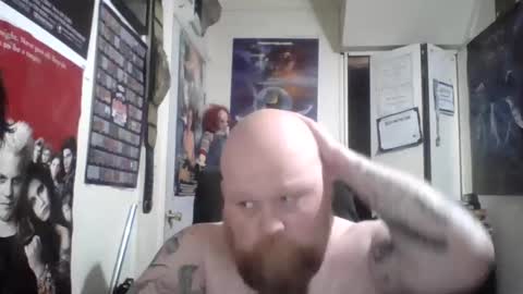Snapshot of redrumthefool chatting on 01/29/25, 02:51 The fool online show from 01/29/25, 02:51