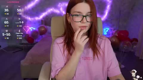 Snapshot of redshinee chatting on 02/17/25, 01:53 Mati online show from 02/17/25, 01:53