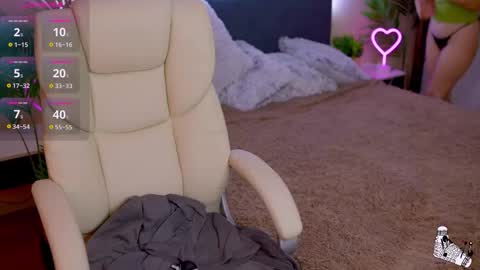 Snapshot of redshinee chatting on 09/25/25, 06:06 Mati online show from 09/25/25, 06:06