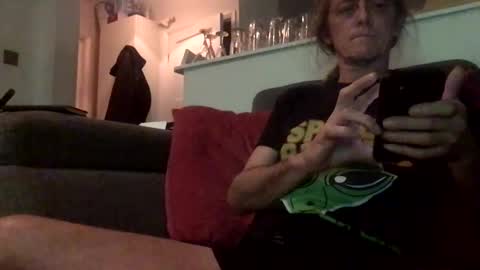 Snapshot of redspider1543 chatting on 01/18/25, 06:43 Redspider154 online show from 01/18/25, 06:43