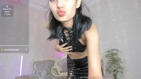 Rei online show from 09/09/25, 04:34