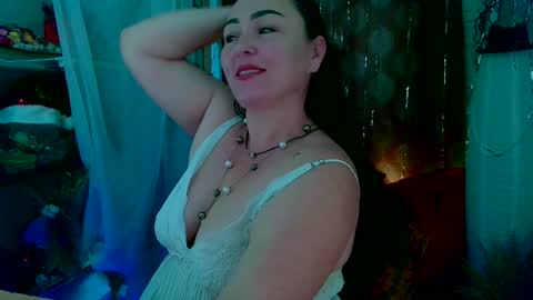 Snapshot of reicat chatting on 01/02/25, 12:24 Karina online show from 01/02/25, 12:24