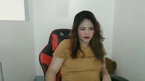 reign2525 online show from 03/03/25, 08:27