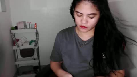 reign2525 online show from 10/20/25, 11:32