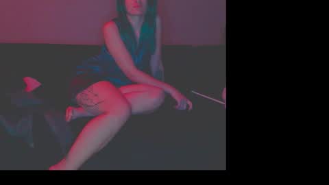 Reinee online show from 12/05/25, 12:14