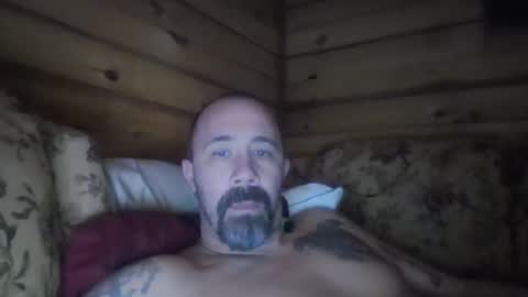 Snapshot of remington543 chatting on 01/21/25, 02:33 remington543 online show from 01/21/25, 02:33