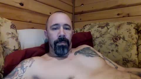 Snapshot of remington543 chatting on 02/01/25, 02:02 remington543 online show from 02/01/25, 02:02