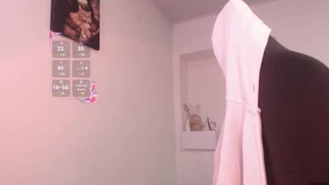 Snapshot of ren_yamashiro chatting on 12/03/24, 01:19 ren_yamashiro online show from 12/03/24, 01:19