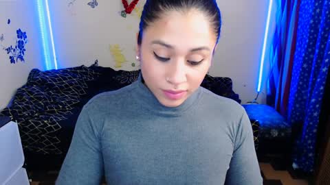 Snapshot of renata4you chatting on 12/20/24, 06:02 Fitgirl online show from 12/20/24, 06:02