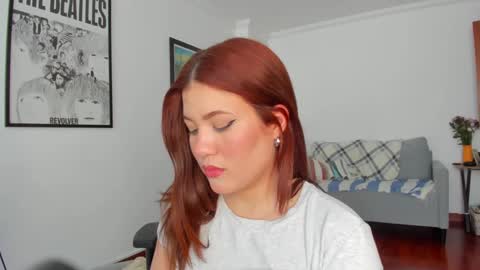 Snapshot of renata__20 chatting on 09/25/25, 08:45 renata__20 online show from 09/25/25, 08:45