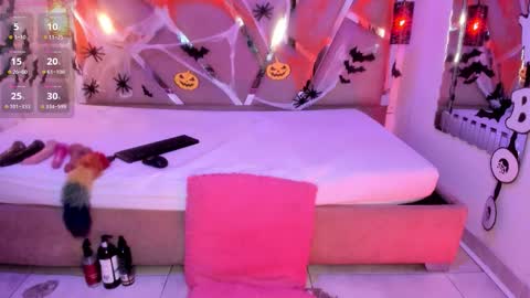 Renata online show from 10/15/25, 09:04