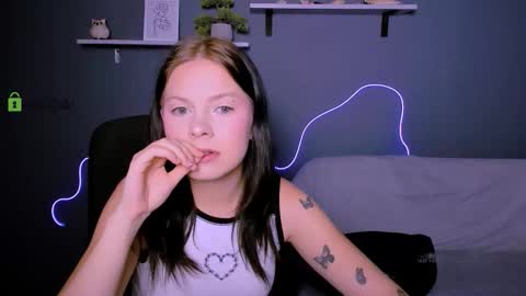 renata_sweety online show from 09/22/25, 01:24