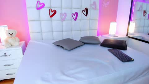 Renata online show from 02/25/25, 10:39