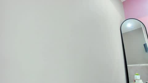      online show from 01/24/25, 06:14