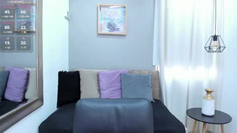      online show from 03/08/25, 12:09