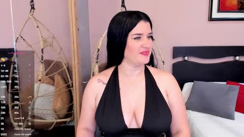      online show from 10/10/25, 12:04