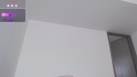 Snapshot of renathacohen chatting on 01/11/25, 10:07 sofia online show from 01/11/25, 10:07