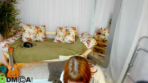 rene_shine online show from 10/18/25, 09:21