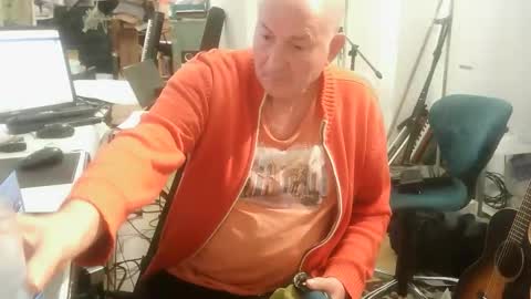 renefr online show from 10/14/25, 09:48