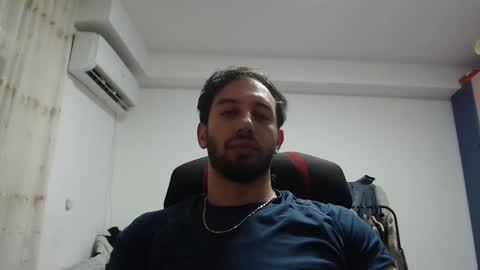 Snapshot of revivedunknown chatting on 01/02/25, 11:16 Chris online show from 01/02/25, 11:16