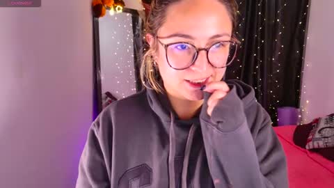 Rosie online show from 10/29/25, 02:47