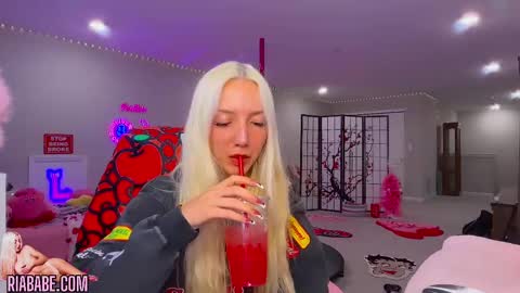 ria  online show from 10/09/25, 02:31