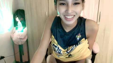 Snapshot of riana_gorgeous69 chatting on 10/02/25, 08:10 riana online show from 10/02/25, 08:10