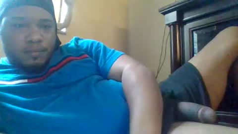 Snapshot of ribault23 chatting on 01/11/25, 04:03 ribault23 online show from 01/11/25, 04:03