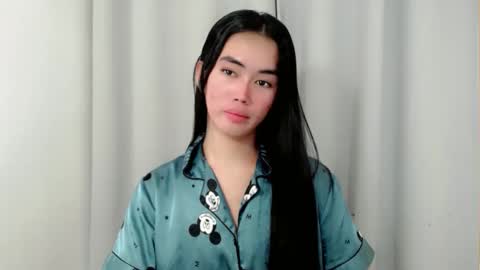 Rica online show from 11/17/25, 08:25