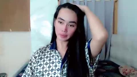 Rica online show from 11/19/25, 07:03