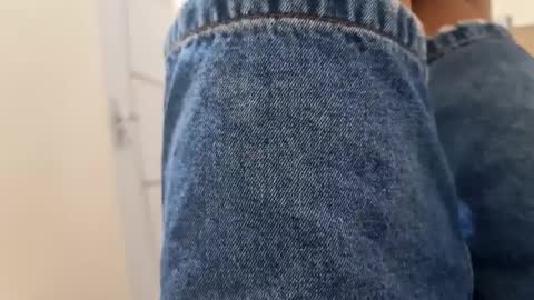 Snapshot of ricard440 chatting on 01/16/25, 08:57 ricard440 online show from 01/16/25, 08:57