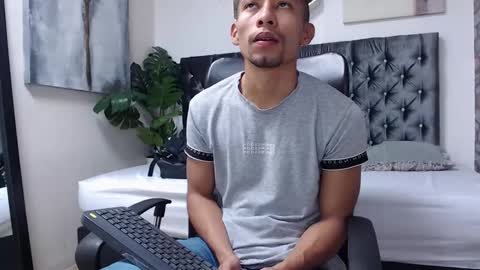 richar_voller online show from 12/31/24, 11:20