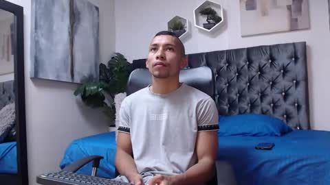 richar_voller online show from 01/12/25, 12:44